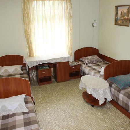 Мини-Отель Боярка Boyarka Bagian luar foto